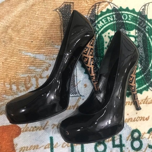 Fendi Shoes - Fendi Logo Pumps. Great condition pre loved 💕 Retails 998$.